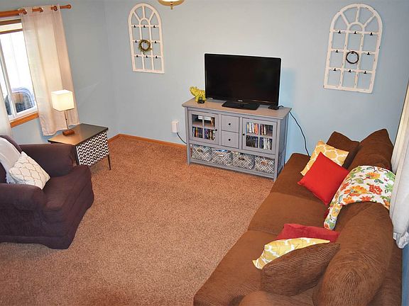 5th image of 5326 Carey Dr