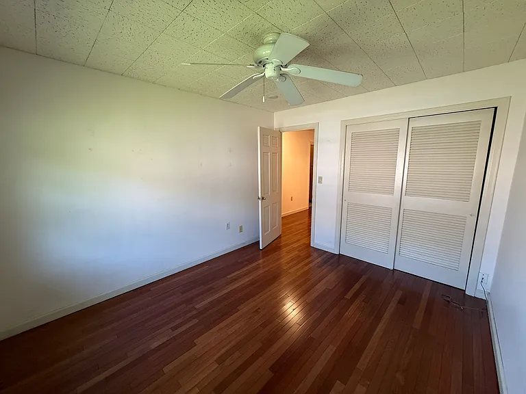 499 S Prospect St #6 — Photo 8