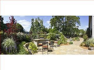 Gorgeous ladscaped yard
