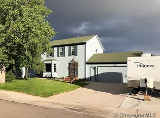 4923 Phoenix Dr, Cheyenne, WY 82001