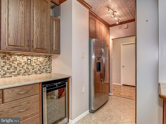 3rd image of 3705 S George Mason Dr APT 717S