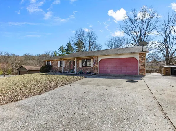 3817 Valley View Ln, Cape Girardeau, MO 63701