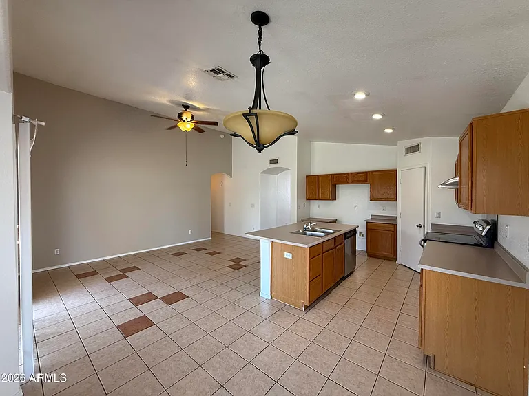 4855 W Buffalo St — Photo 10