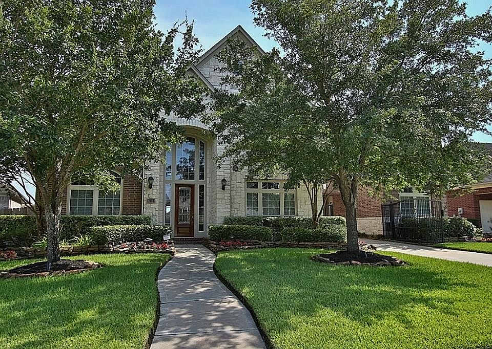 1st image of 12114 Cypress Creek Lakes Dr