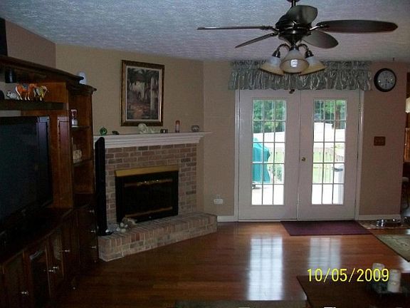 5th image of 665 N Oakland Cir