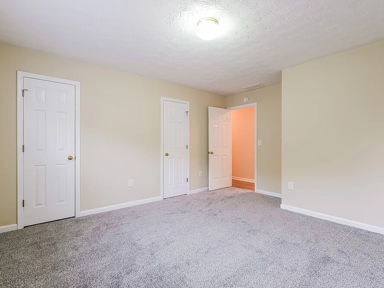 4065 Crescent Walk Ln — Photo 15