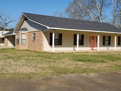 313 E Lincoln Rd NE, Brookhaven, MS, 39601