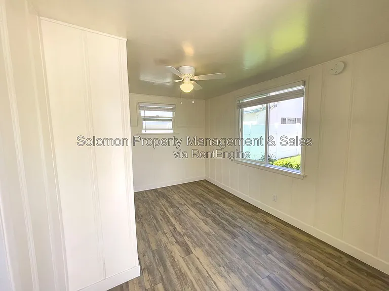 143 1/2 S Myers St — Photo 3