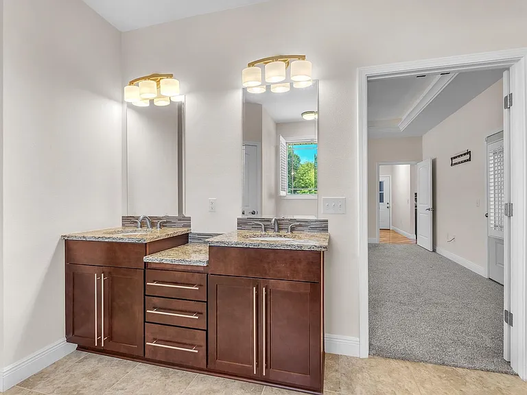 4782 Primrose St — Photo 27