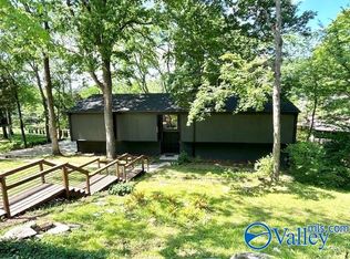 2005 Willis Rd SE, Huntsville, AL 35801
