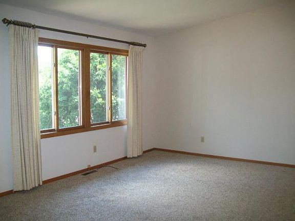 2nd image of 1340 79th Ave N