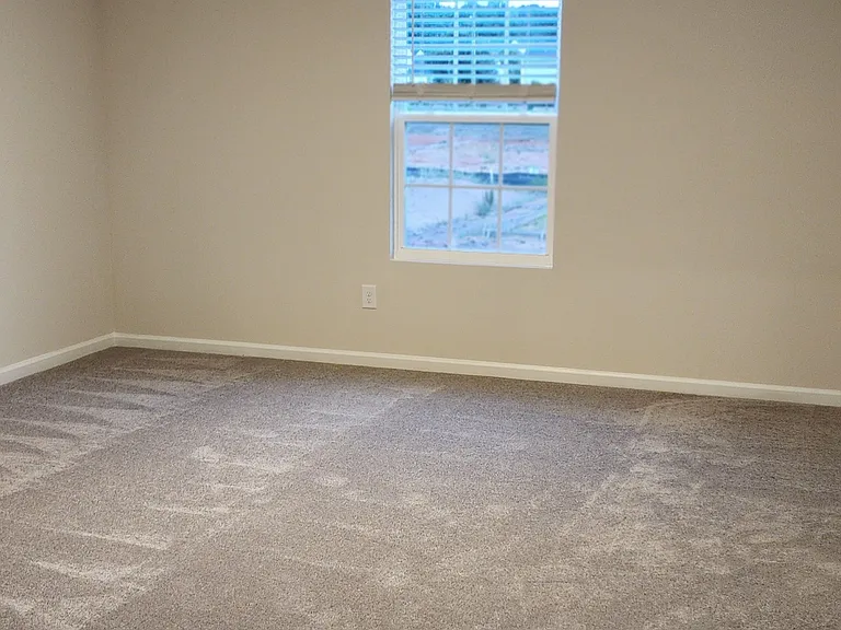 109 Broadtree Cir — Photo 7