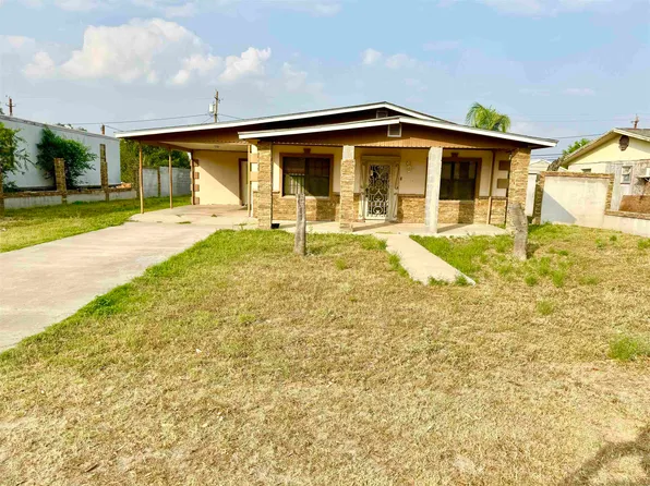 1106 Elm St, Zapata, TX 78076