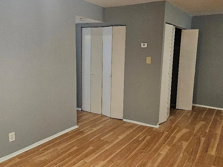 3936 Stone Gate Dr #D — Photo 11