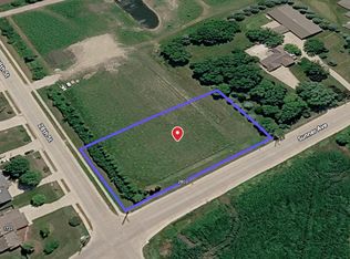 Sunner Avenue 28th St, Spirit Lake, IA 51360