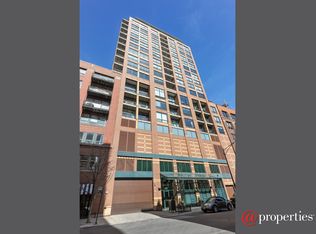 4000 W Ontario St #808, Chicago, IL 60654