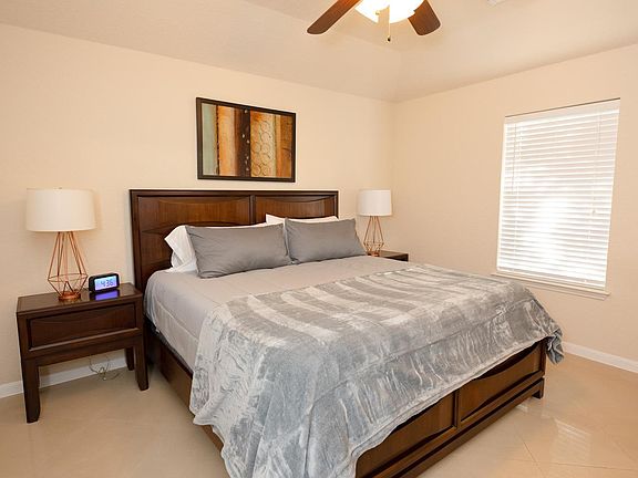 4th image of 7414 Moss Brook Dr #102