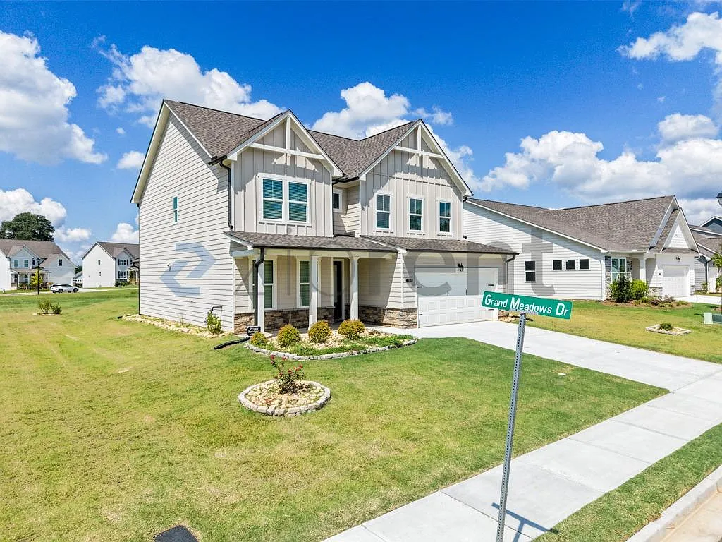 4 bed, 3.5 bath, 2506 sqft, $2,900 — Photo 3