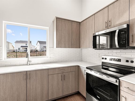 6th image of this home