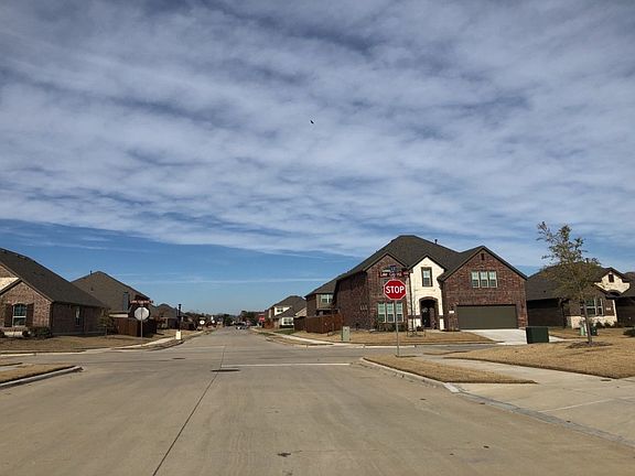 4th image of 2000 Lake Moss Ln