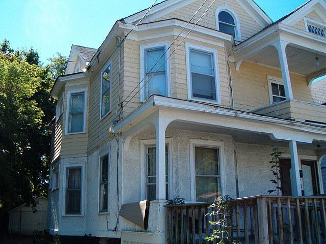 1st image of 135-37 W Matson Ave W