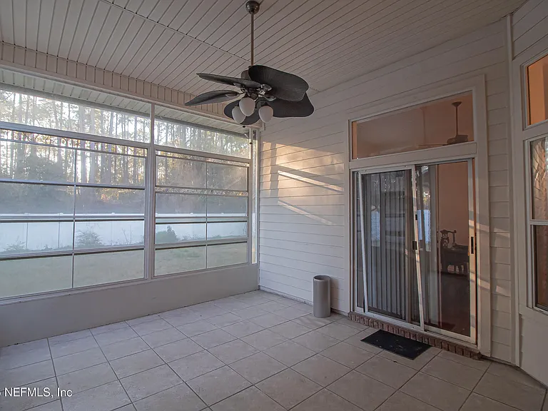 8146 Leafcrest Dr — Photo 23