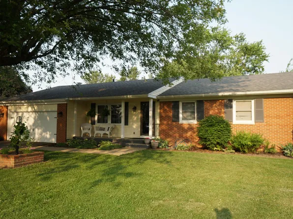 1358 Meadow Dr, Washington Court House, OH 43160
