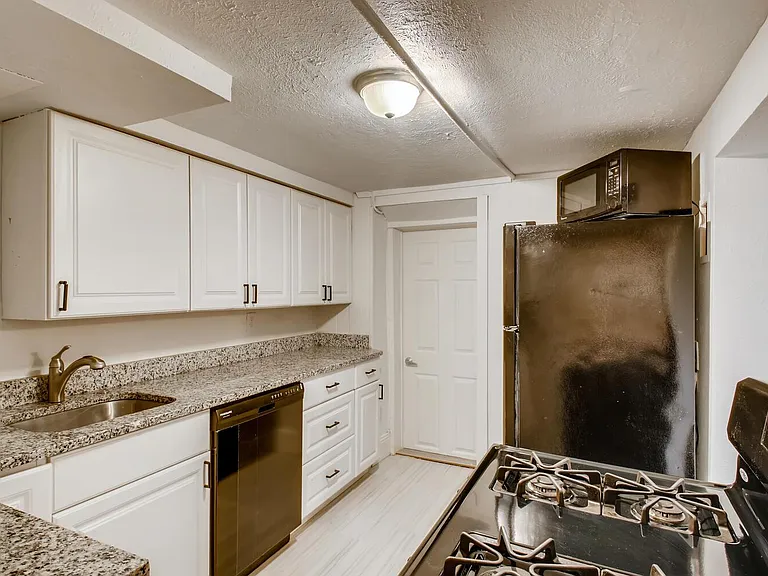 1258 N Pennsylvania St #3 — Photo 10