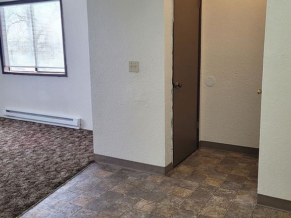 5th image of 523 W Crest Dr #52328