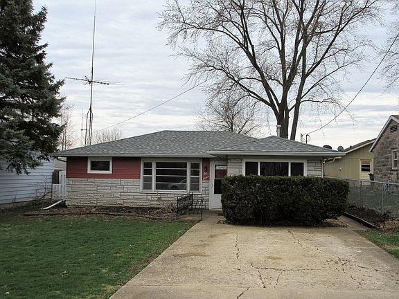 2nd image of 216 W South St