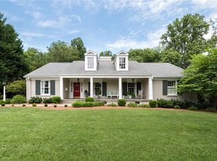 1905 Pembroke Rd, Greensboro, NC 27408