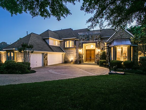 4th image of 806 Windmere Ct