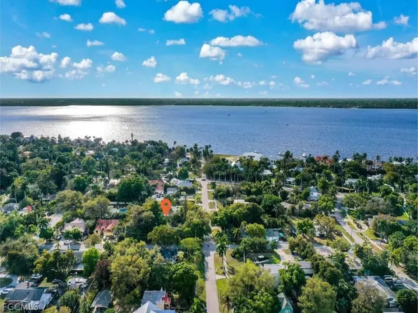 1446 Poinciana Ave, Fort Myers, FL 33901