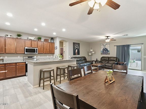 5th image of 859 W HARVEST Road