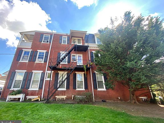 2nd image of 131 W 18th St APT 4