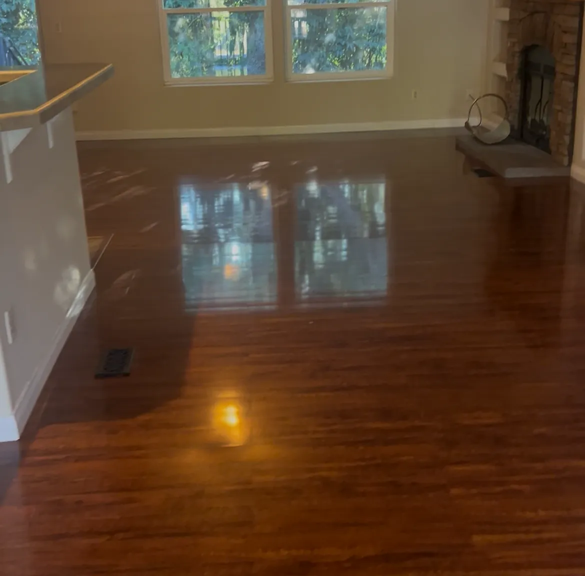 4 bed, 2.5 bath, 3000 sqft, $4,750 — Photo 4
