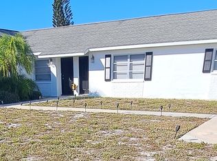 3040 Park Ln APT B, Dunedin, FL 34698