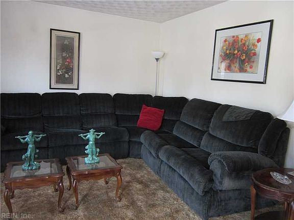 3rd image of 2428 Lindbergh Ave