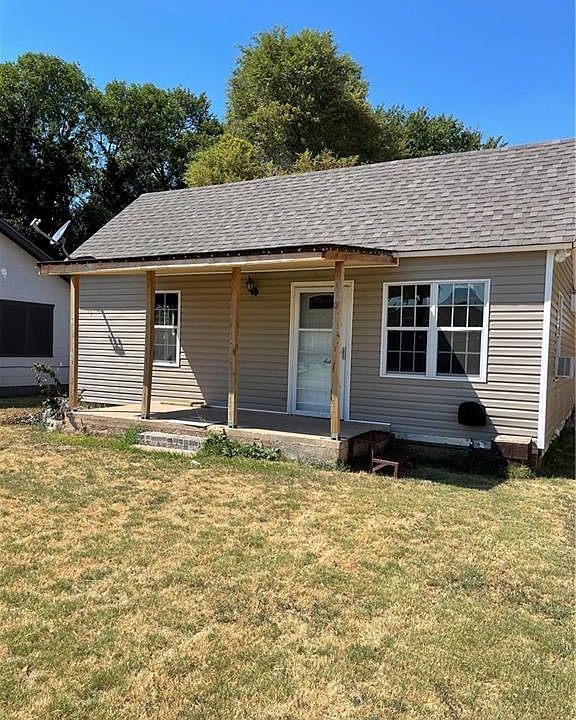 1st image of 1505 W 2nd St