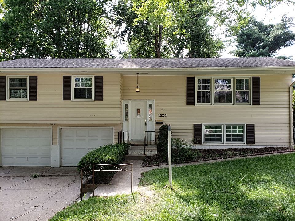 1st image of 1524 N 94th St