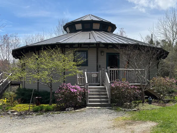 61 Ol Cranberry Way, Trenton, ME 04605