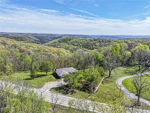 3rd image of 21457 Highway 62 W