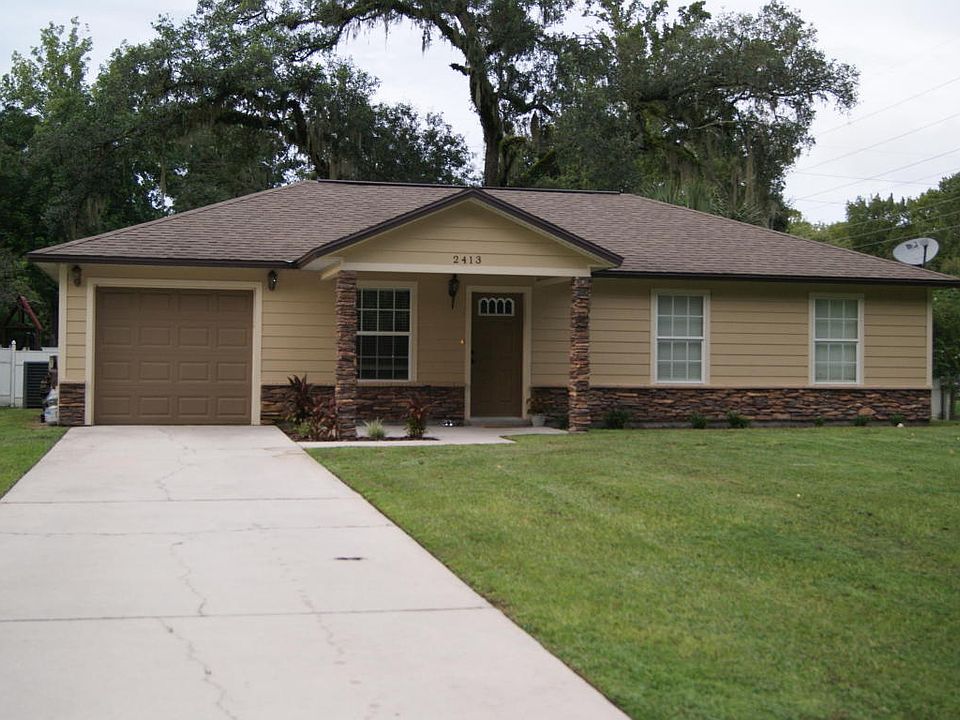 1st image of 2413 NE 34th Pl