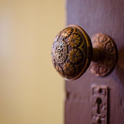 5th image of 399 Ashland Ave #2E