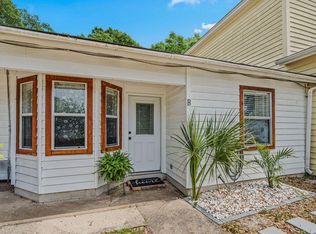 13 Cape Dr NW APT B, Fort Walton Beach, FL 32548