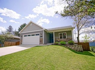 707 Mark Dr, Verona, WI 53593