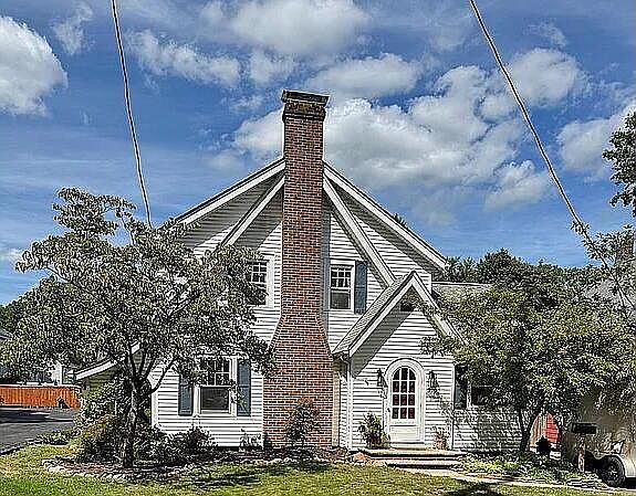 1st image of 320 Ihrig Ave