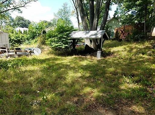 1st image of 20 Theresa Ave