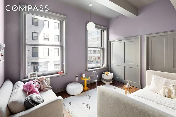 Sold by Compass | media 9