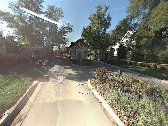 5th image of 8309 Maplewood Ln